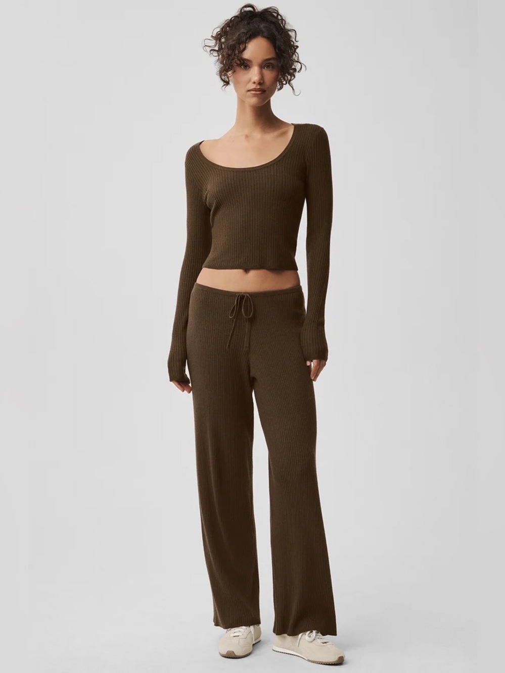 Alo yoga espresso Sweater Knit Unwind Long Sleeve Small